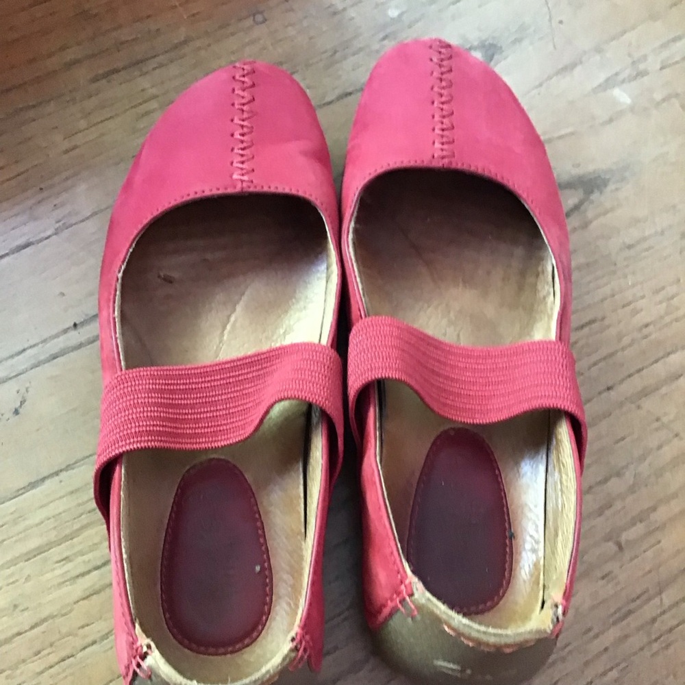 Clarks Coral Red Mary Jane Flats with Elastic Strap